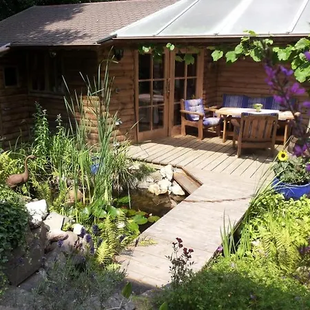 Bed & Breakfast Gaestezimmer Am Huestert Adenau