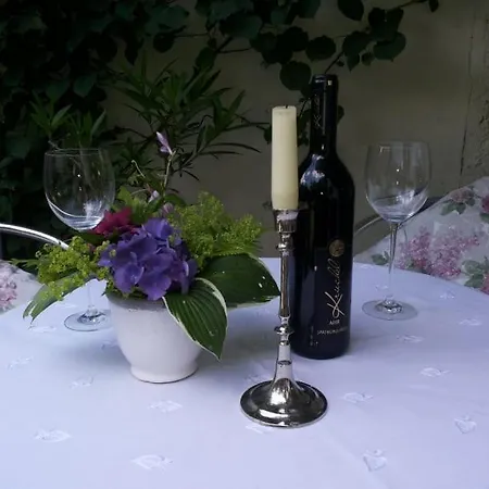 Bed & Breakfast Gaestezimmer Am Huestert