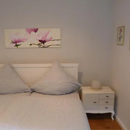 Gaestezimmer Am Huestert Bed & Breakfast 2*