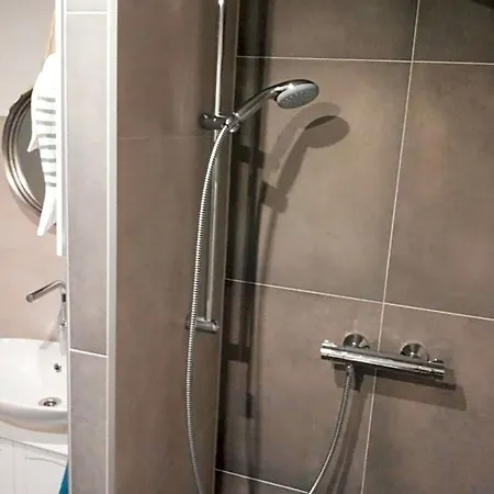 Gästezimmer Am Hüstert Frühstückspension 3*
