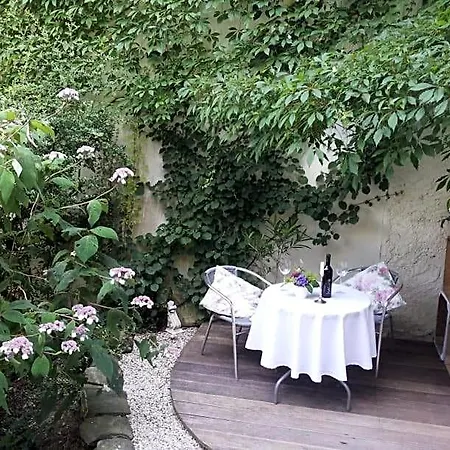 Gästezimmer Am Hüstert 3*