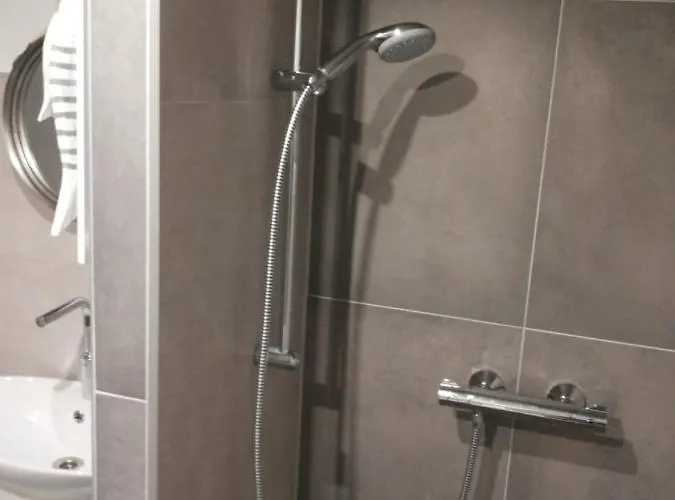 Gästezimmer Am Hüstert Bed and breakfast 3*