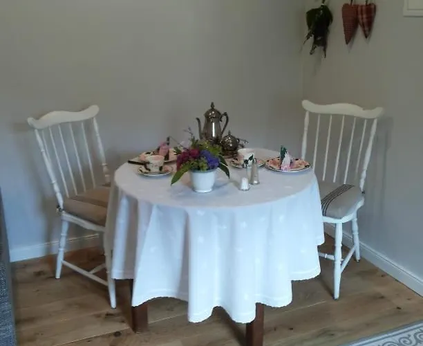 Bed and breakfast Gästezimmer Am Hüstert 3*