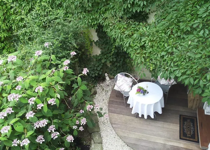 Gästezimmer Am Hüstert Bed and breakfast Adenau