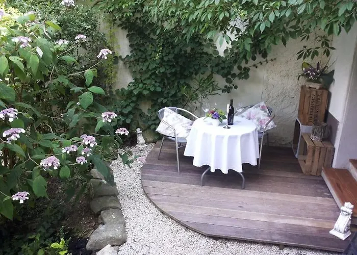 Gästezimmer Am Hüstert Bed and breakfast 3*