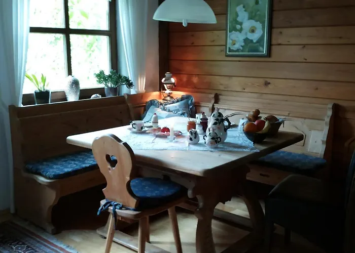 Gästezimmer Am Hüstert 3*