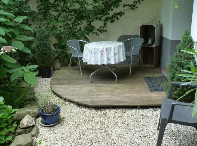 Gästezimmer Am Hüstert 3*